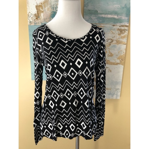 ✨SALE✨ Long Sleeve • OPEN BACK • MESH BACK • SMALL - Picture 1 of 7